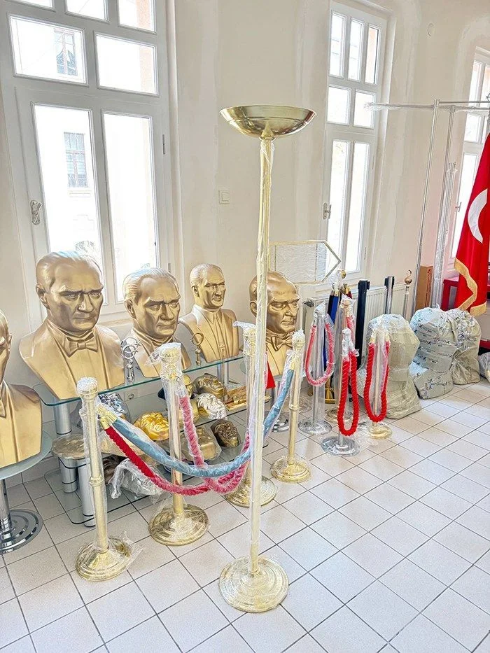 APM1 Pirinç Ayaklı Meşale 180 cm – görsel 3